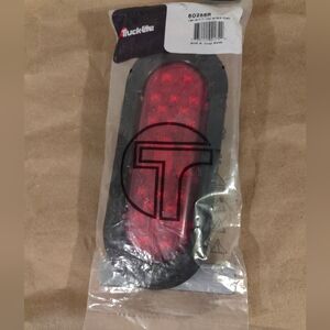 Truck-Lite 60256R LED 60 Series S/T/T Light W/Black Flange